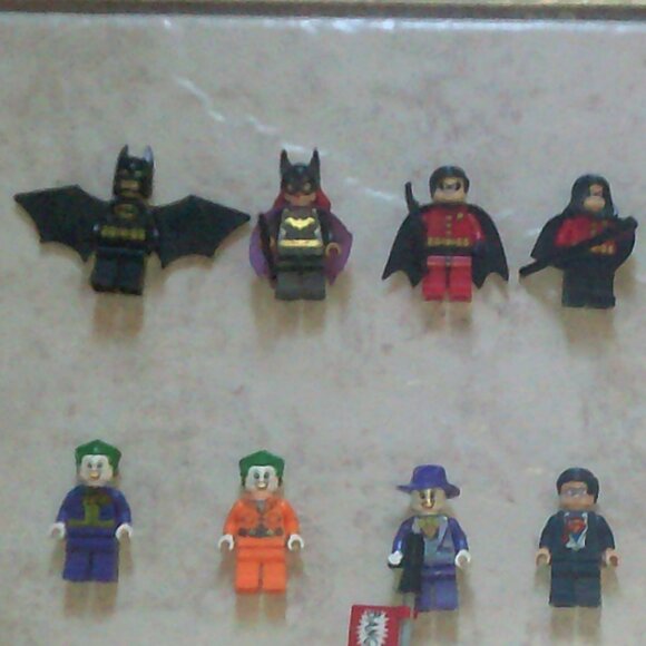 DC superheroes Lego Minifig lot of 10! Batman Superman Joker Batgirl Robin - Picture 1 of 2